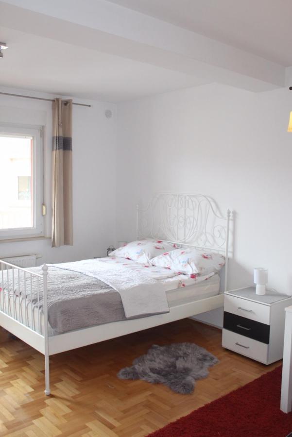 Studio Apartman Ivano Apartment Dakovo Exterior photo